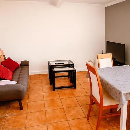Vakantiehuis Casa Maximo En Con Patio Y Aparcamiento
