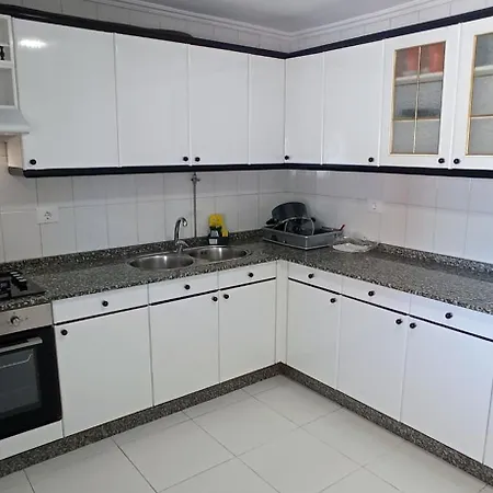 Vakantiehuis Casa Maximo En Con Patio Y Aparcamiento